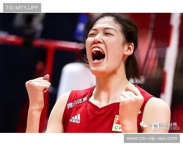 天津女排快速平拉开，李盈莹强攻命中，助力天津女排再攀高峰